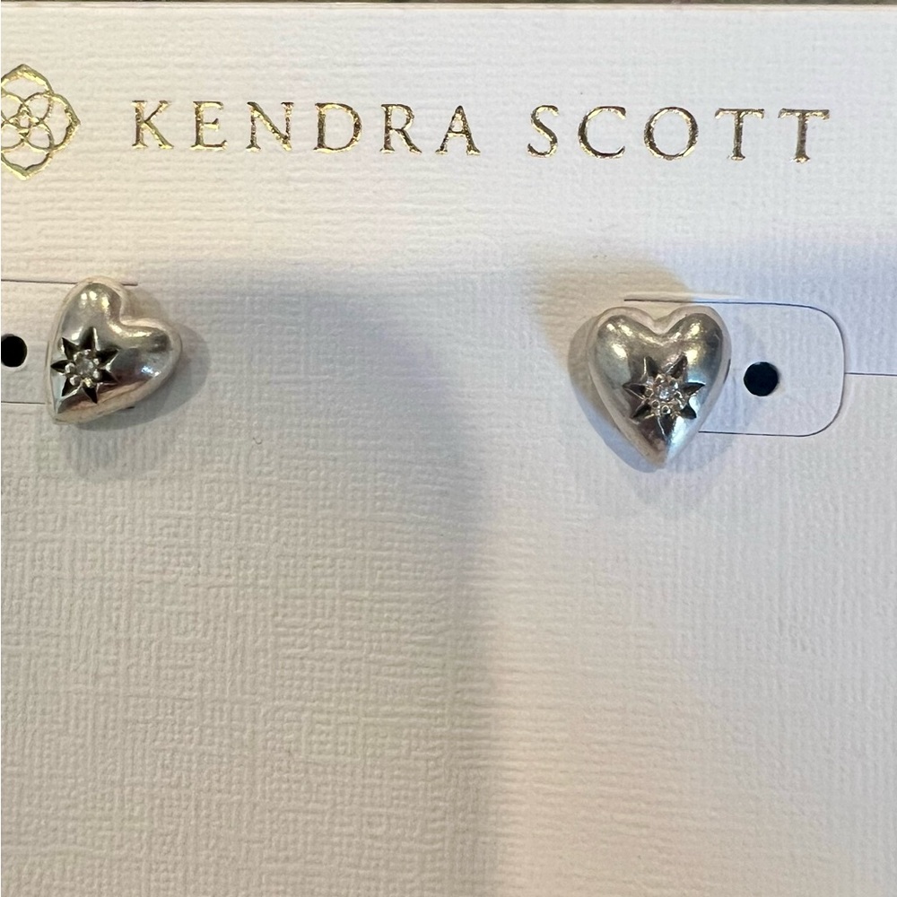 NWT Retired & Rare Kendra Scott Sterling Silver Angie Heart Earrings w/Diamonds!